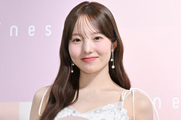 本田真凜が大胆背中見せ　振り向きショットに「透明感えぐ」「プリンセス」とファン絶賛 | ENCOUNT