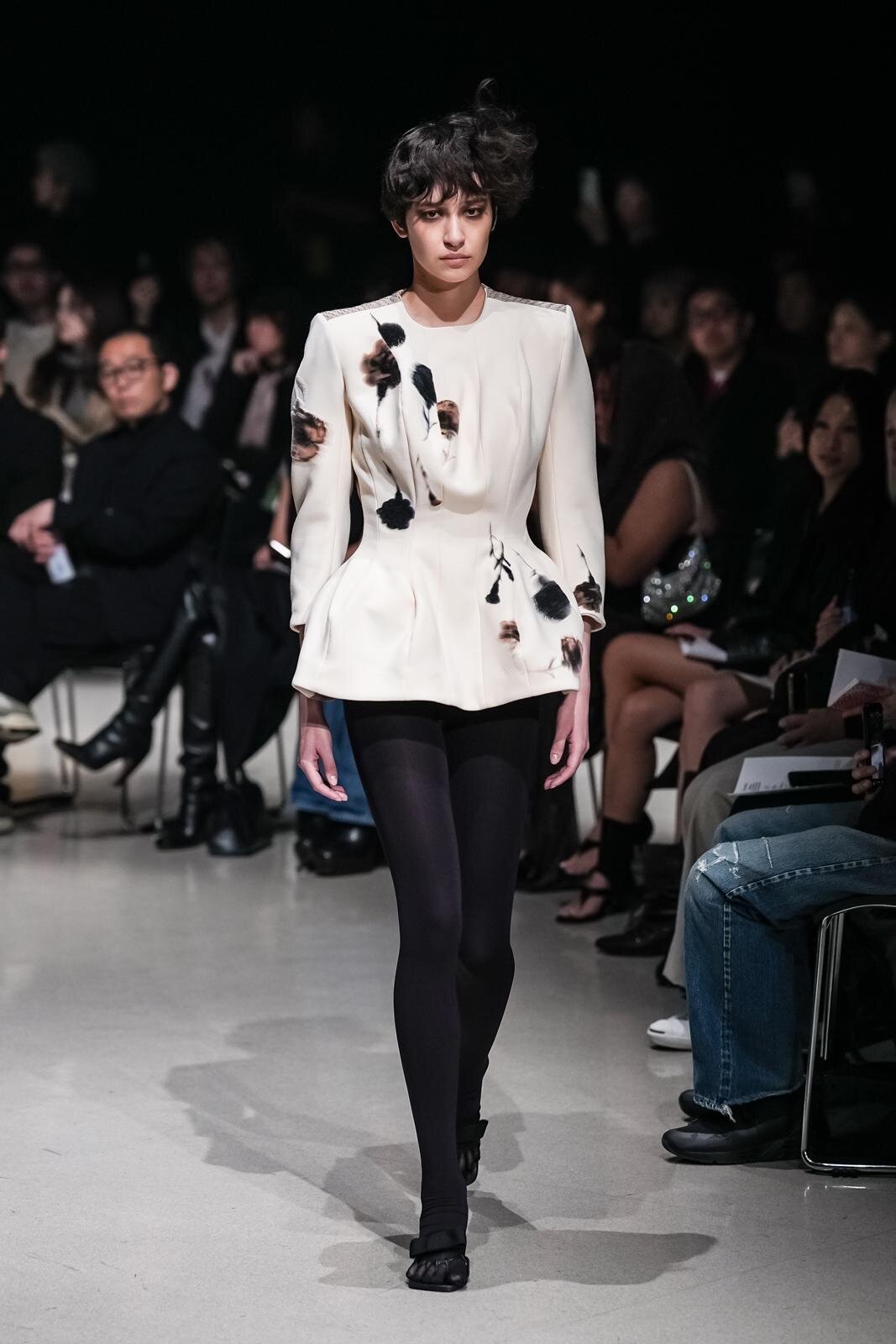 アランポール 2026-27年秋冬コレクション - バレエのエッセンスを織り交ぜて｜写真33