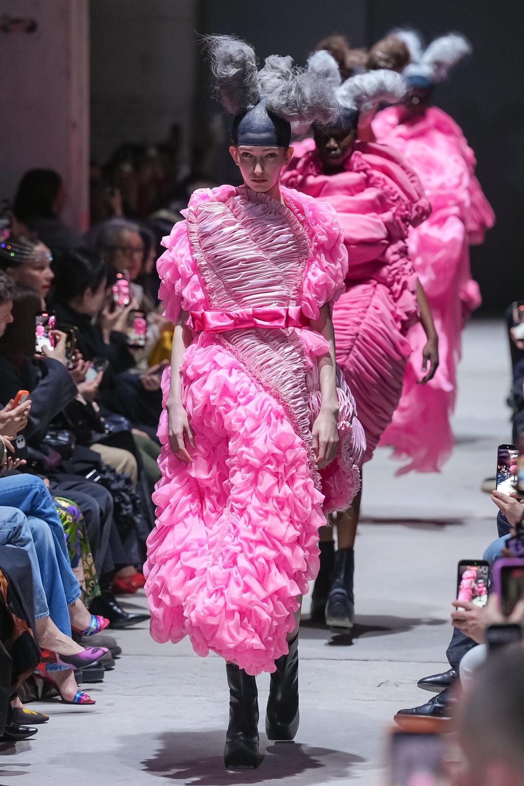 コム デ ギャルソン(COMME des GARÇONS) 黒｜写真64