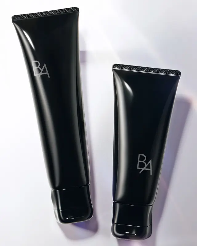 左から/ポーラ B.A クレンジングクリーム 130g ¥12,100・同 B.A ウォッシュ 100g ¥12,100