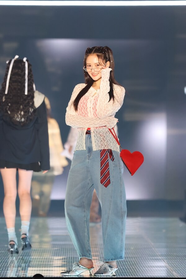 遠藤さくら、一ノ瀬美空、井上和、川﨑桜、乃木坂46メンバーが7人が華麗にランウェイ＜マイナビ TGC 2026 S/S＞ – エキサイトニュース