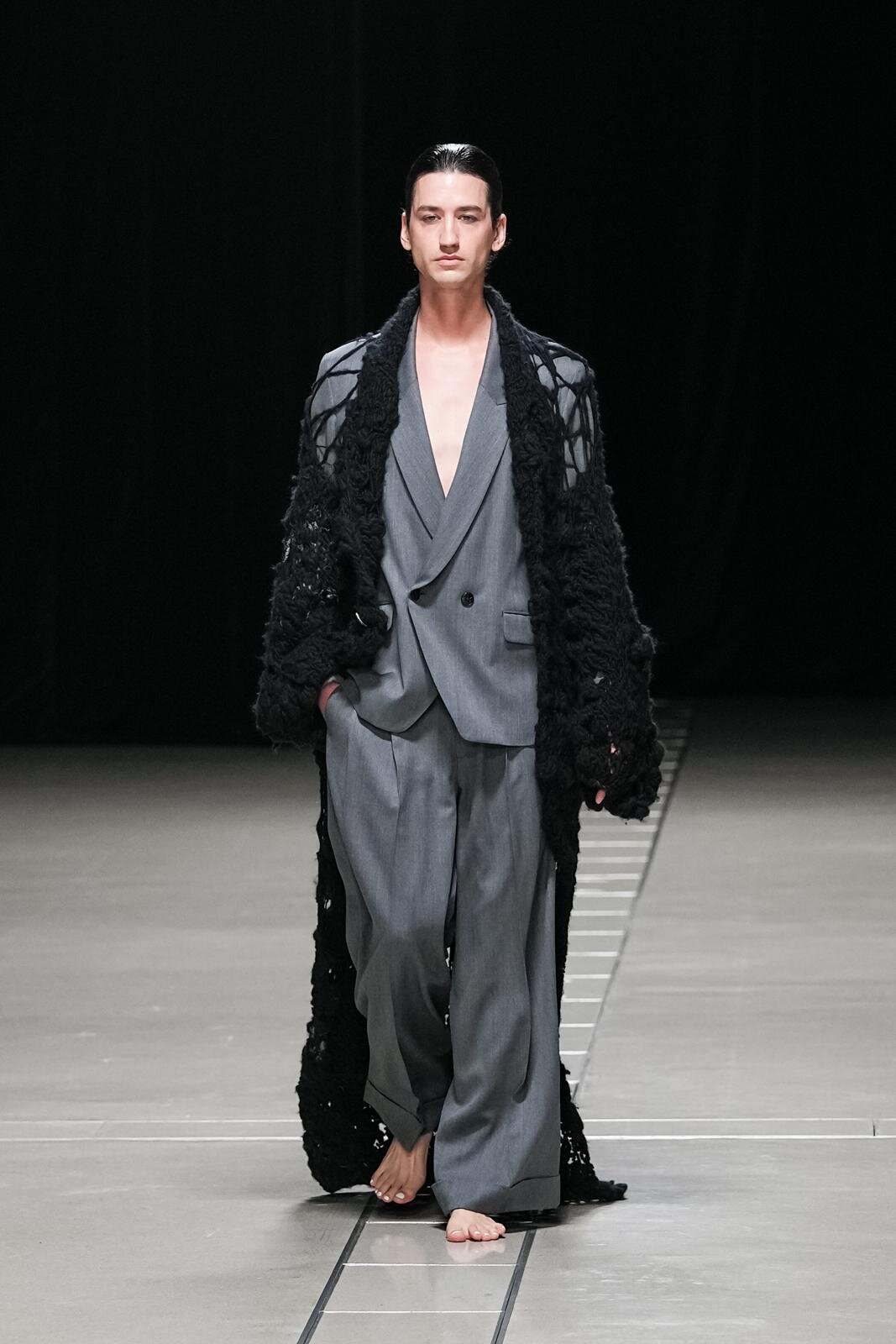 カカン 26-27年秋コレクション - 野生の気配を纏うニット｜写真2