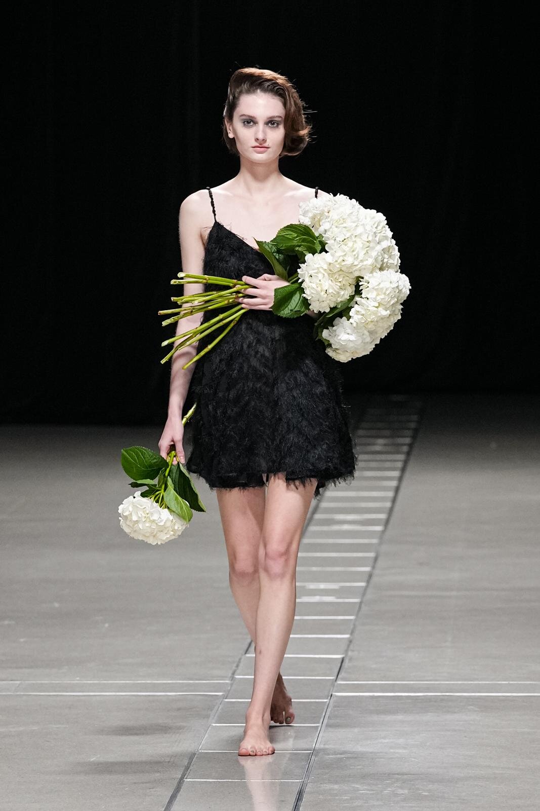 カカン 26-27年秋コレクション - 野生の気配を纏うニット｜写真14