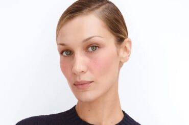 「プラダ ビューティ」、初のグローバルアンバサダーにベラ・ハディッド　「ミウッチャは私のアイドル」 - WWDJAPAN