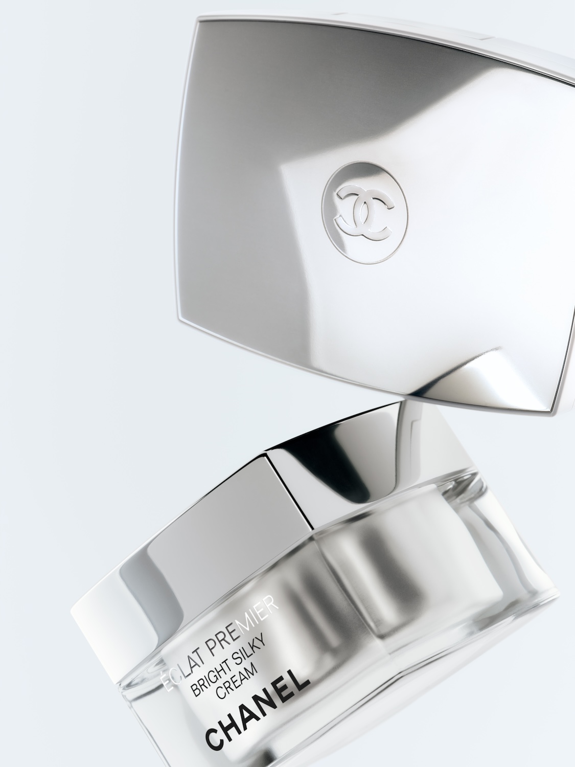 シャネルのブライト シルキー クリーム(医薬部外品)