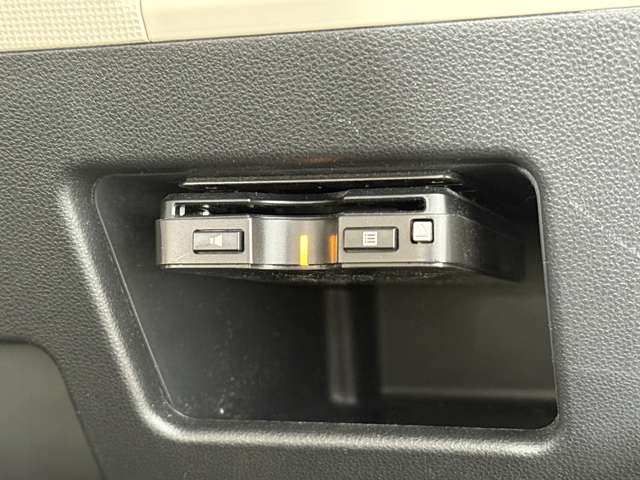 ☆諸費用が高く見えるのには理由があります！☆保証は１ヶ月１０００ｋｍ＆オイル交換２年間無料のプランも♪