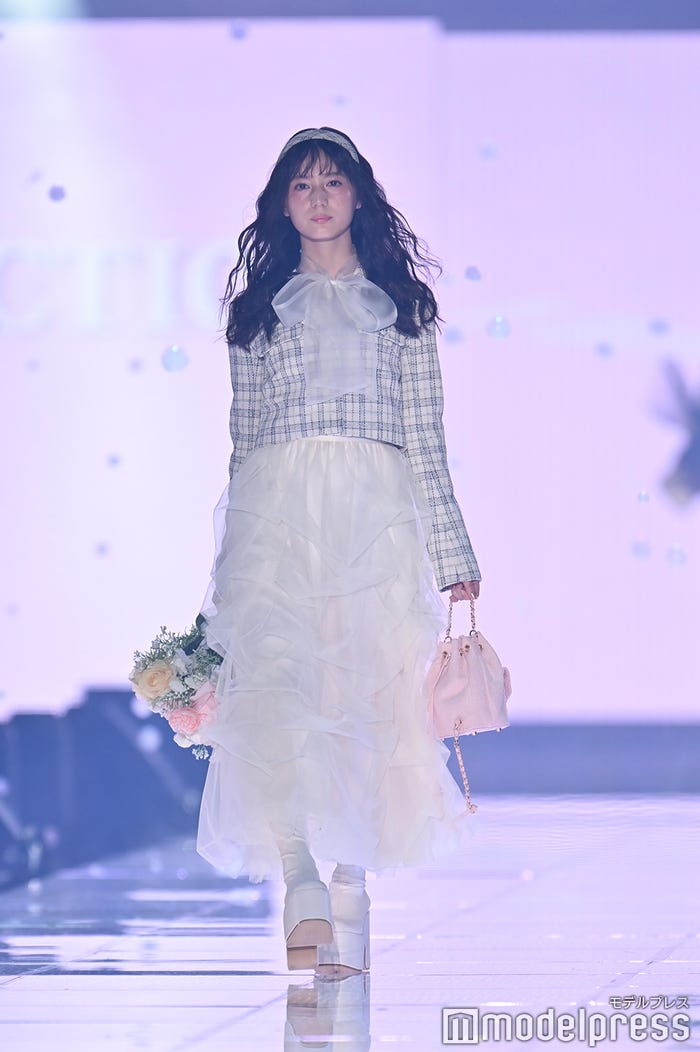 小坂菜緒（C）モデルプレス