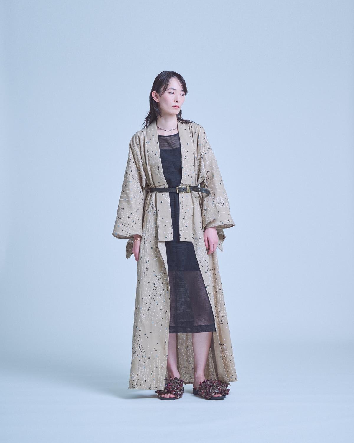 キモノアーチ2026年春夏ゆかた、オーロラグラデカラーやデニム風の“羽織れる”和服 | 写真