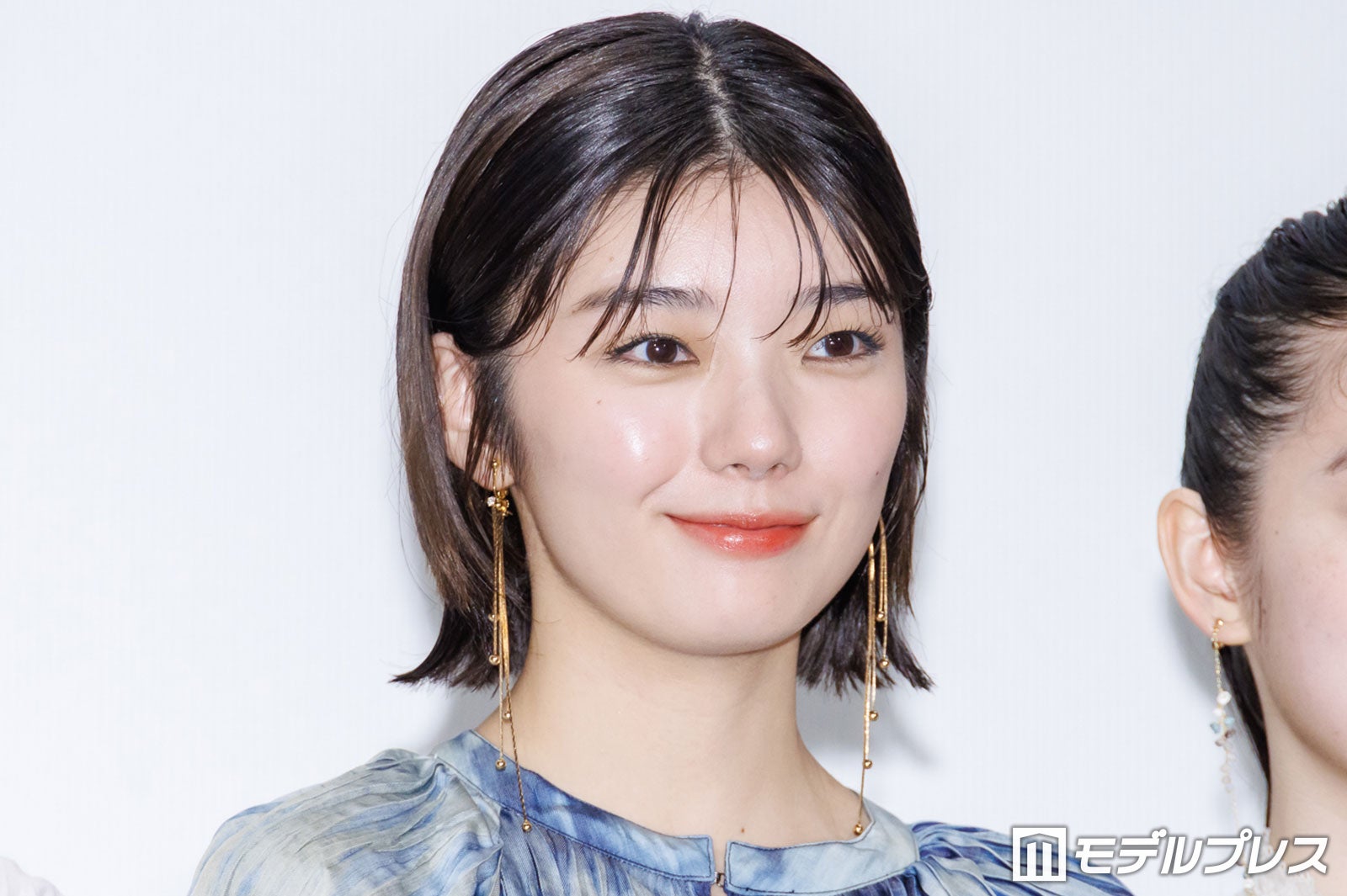 櫻坂46藤吉夏鈴、レースタイツで美脚際立つ 甘辛ミックスコーデに「美しさの暴力」「着こなせるのすごい」の声 – モデルプレス 櫻坂46藤吉夏鈴、レースタイツで美脚際立つ 甘辛ミックスコーデに「美しさの暴力」「着こなせるのすごい」の声 - モデルプレス