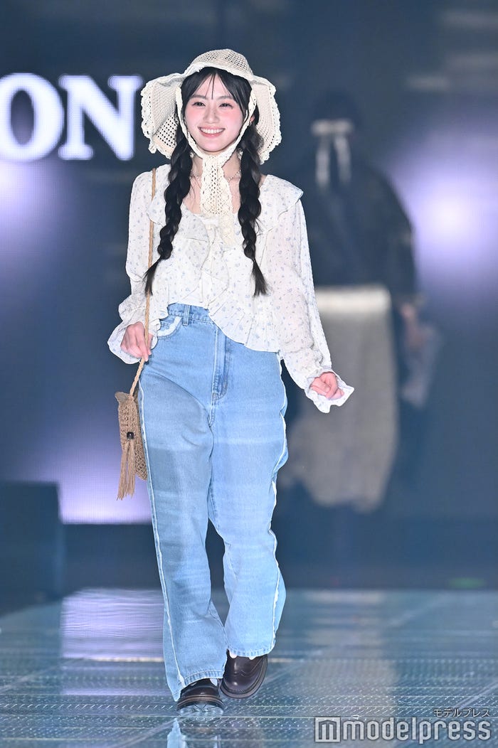 川崎桜（C）モデルプレス