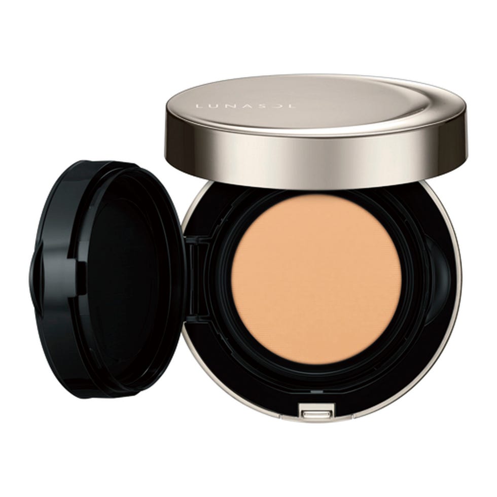compact foundation with a creamy texture