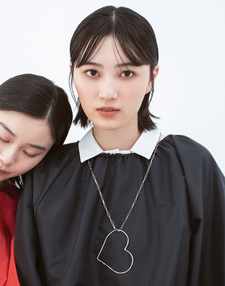 櫻坂46・山下瞳月、的野美青「可愛くてちゃんとサステナブル！」“エシカルファッション”を着こなす