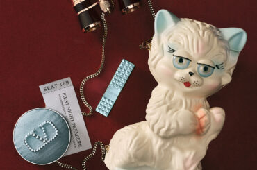 VALENTINO BEAUTYがクッションファンデーションとリップスティックのスカイブルーパッケージを数量限定で発売！