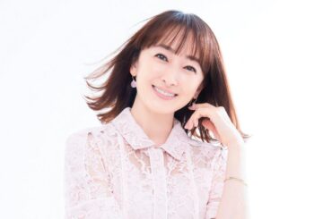 元宝塚トップ娘役【花總まりさん・53歳】の美容と健康に欠かせないおすすめアイテム2選 | TRILL【トリル】