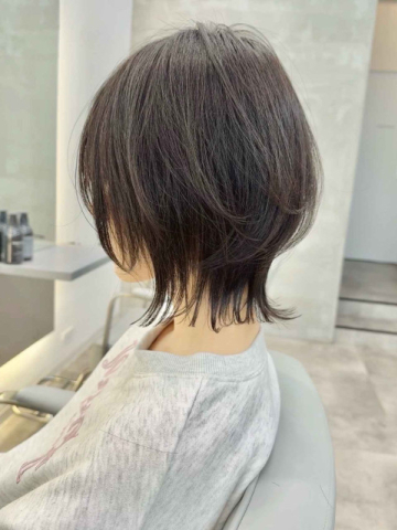 なんか老け見えな髪型 → 卒業！！【40・50代】が一気に垢抜ける♡「外はねウルフ」