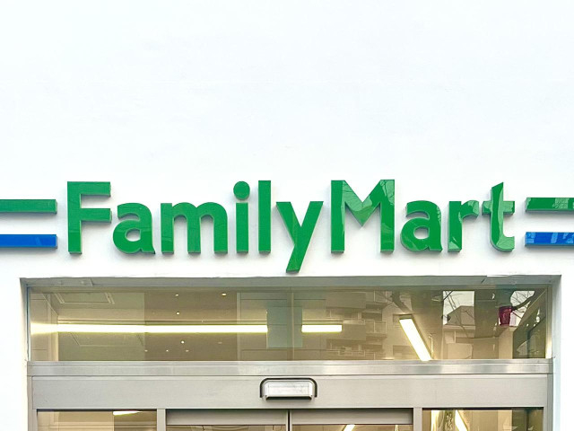 クリーム好き集合ーーーッッ！！【ファミマ】おやつに食べたい♡「スイーツ & ベーカリー」