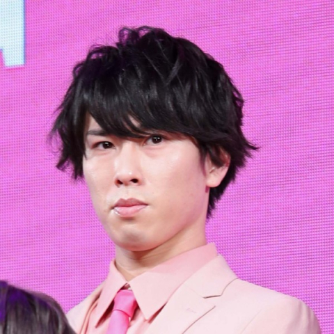 Snow Man宮舘涼太の交際発覚にファンが怒るワケ 「よりによって相手は女子アナ…」