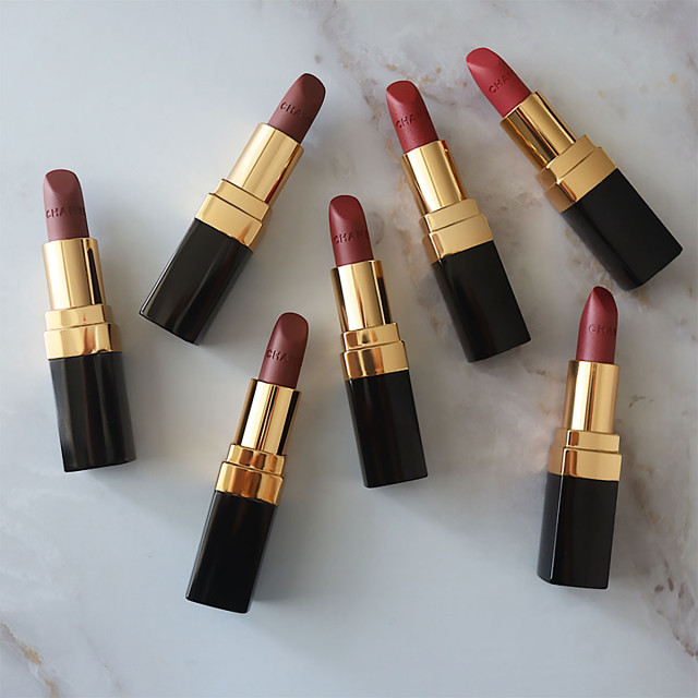 シャネル「ルージュ ココ」の新色を全色スウォッチ!イエベ、ブルベ別のおすすめも紹介(VOCE)|dメニューニュース(NTTドコモ) シャネル「ルージュ ココ」の新色を全色スウォッチ!イエベ、ブルベ別のおすすめも紹介(VOCE)|dメニューニュース(NTTドコモ)