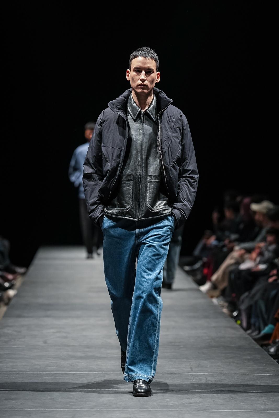 マツフジ 2026-27年秋冬コレクション - 社会を生き抜く人々の静かな強さと美しさ｜写真13