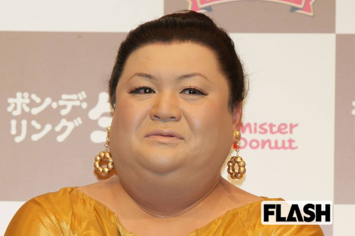 『月曜から夜ふかし』MCを務めるマツコ・デラックス