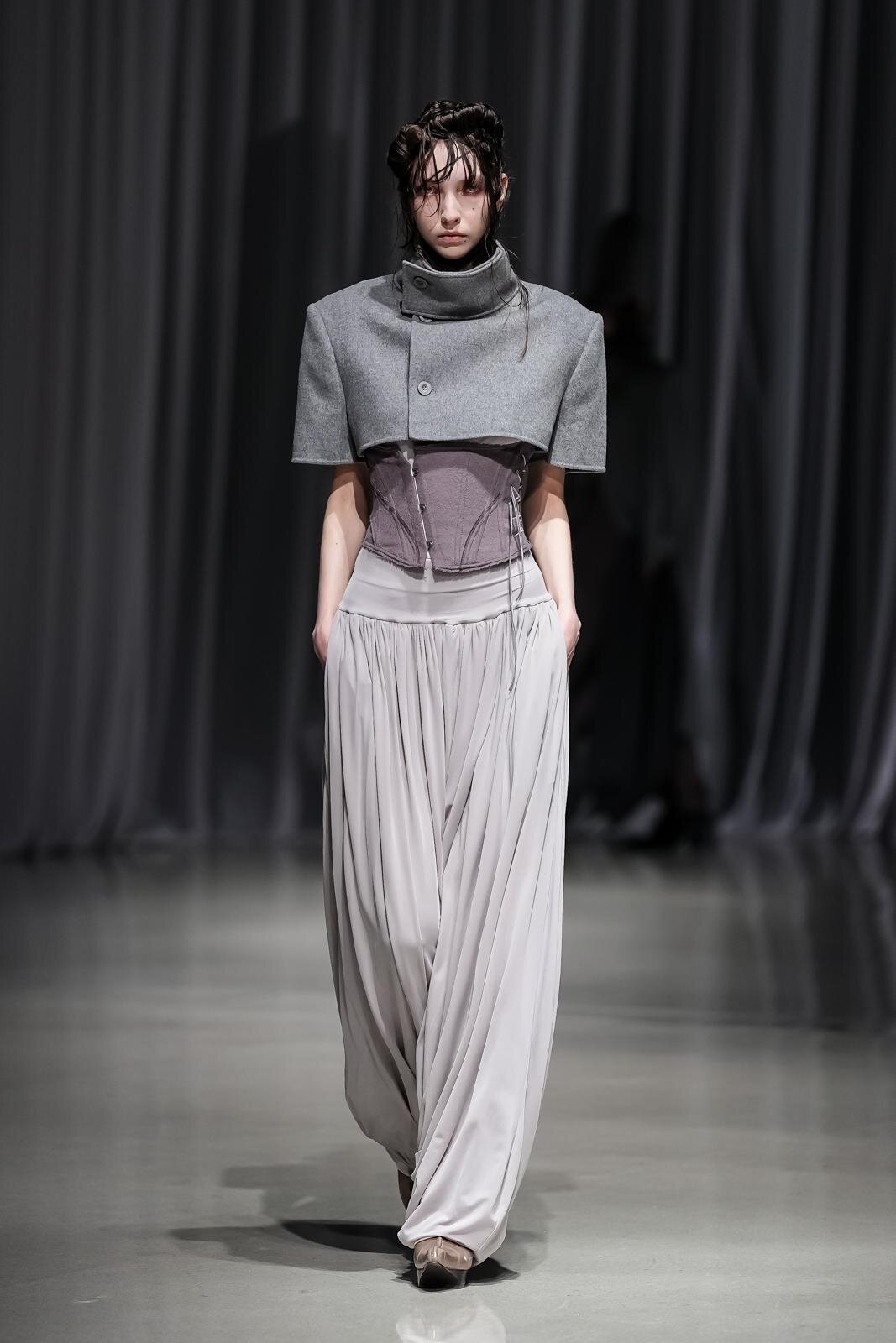 ムッシャン 2026-27年秋冬コレクション、マリー・アントワネットの“役割とイメージ”に着目｜写真41