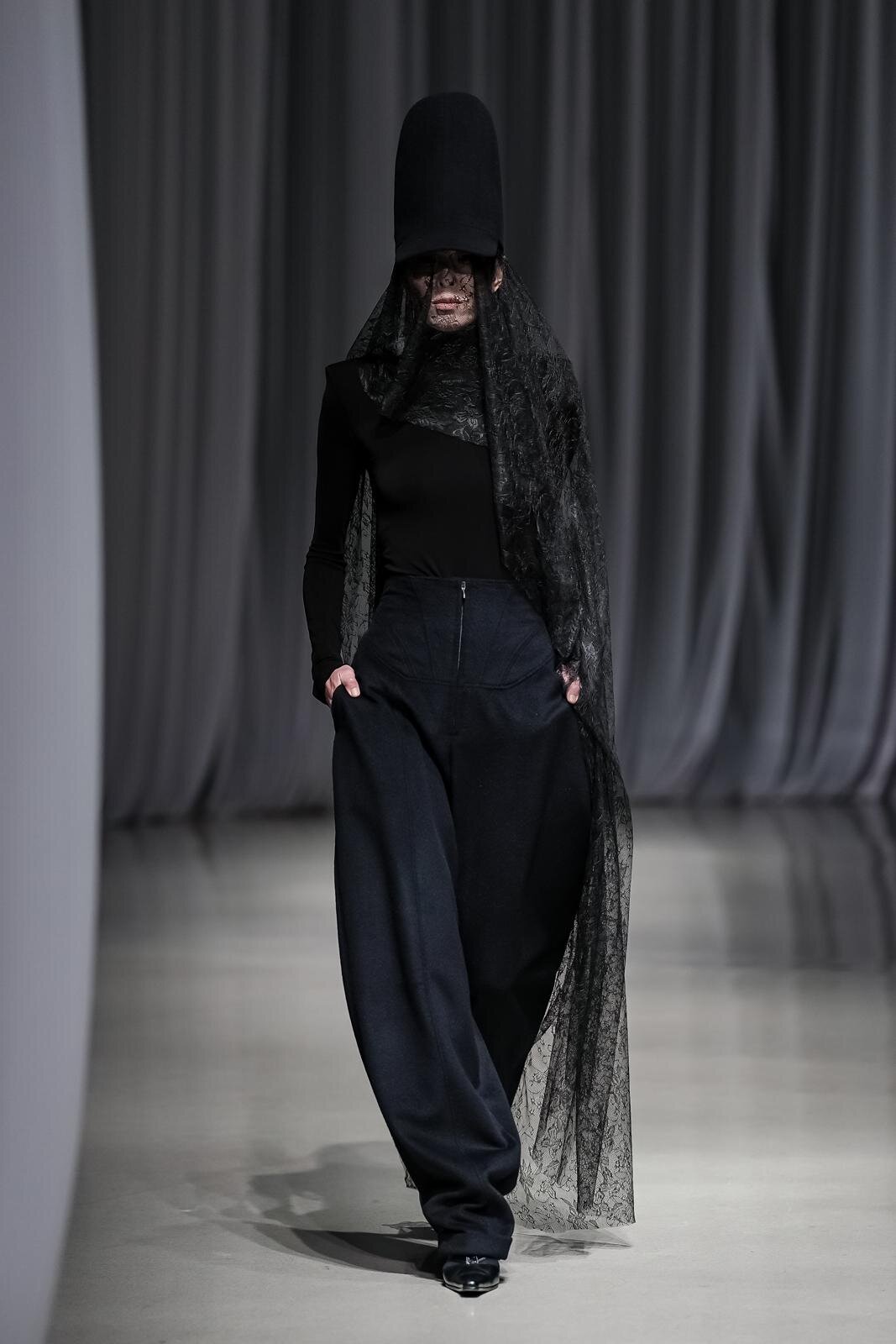 ムッシャン 2026-27年秋冬コレクション、マリー・アントワネットの“役割とイメージ”に着目｜写真48