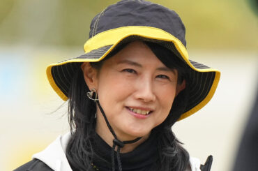 タイガース愛が止まらない！52歳 “元アイドル女優” がシーズン初勝利に歓喜「昨日の疲れが吹っ飛びました」 | Smart FLASH/スマフラ[光文社週刊誌]