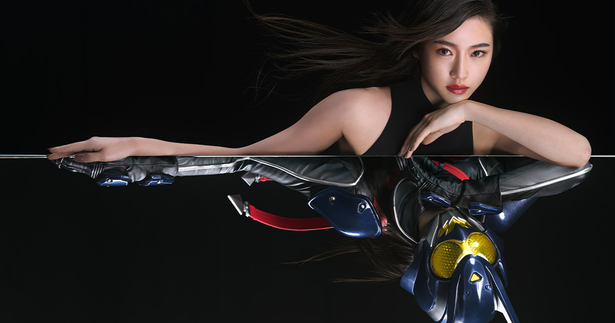 「ケイト」と仮面ライダー ビューティ × ヒーロー × ファッションの新カルチャー (PR)- WWDJAPAN 「ケイト」と仮面ライダー ビューティ × ヒーロー × ファッションの新カルチャー (PR)- WWDJAPAN