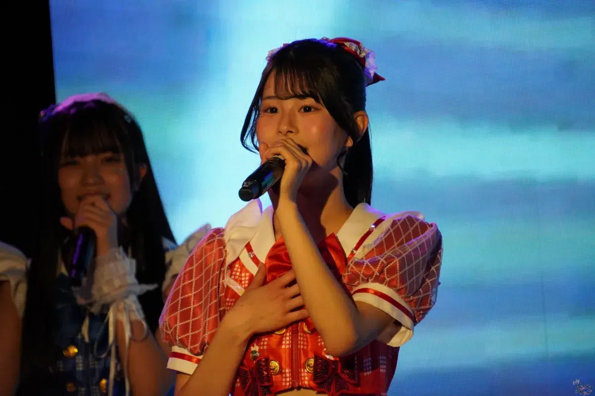 平均年齢14歳の7人組アイドル「チキータ」が結成1周年！ 超満員の渋谷で新衣装＆新曲を初披露