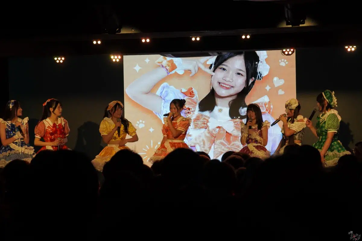 平均年齢14歳の7人組アイドル「チキータ」が結成1周年！ 超満員の渋谷で新衣装＆新曲を初披露