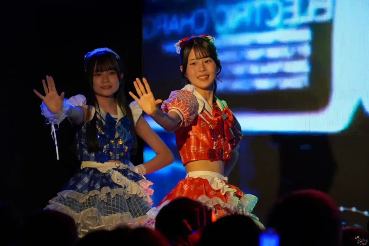 平均年齢14歳の7人組アイドル「チキータ」が結成1周年！ 超満員の渋谷で新衣装＆新曲を初披露