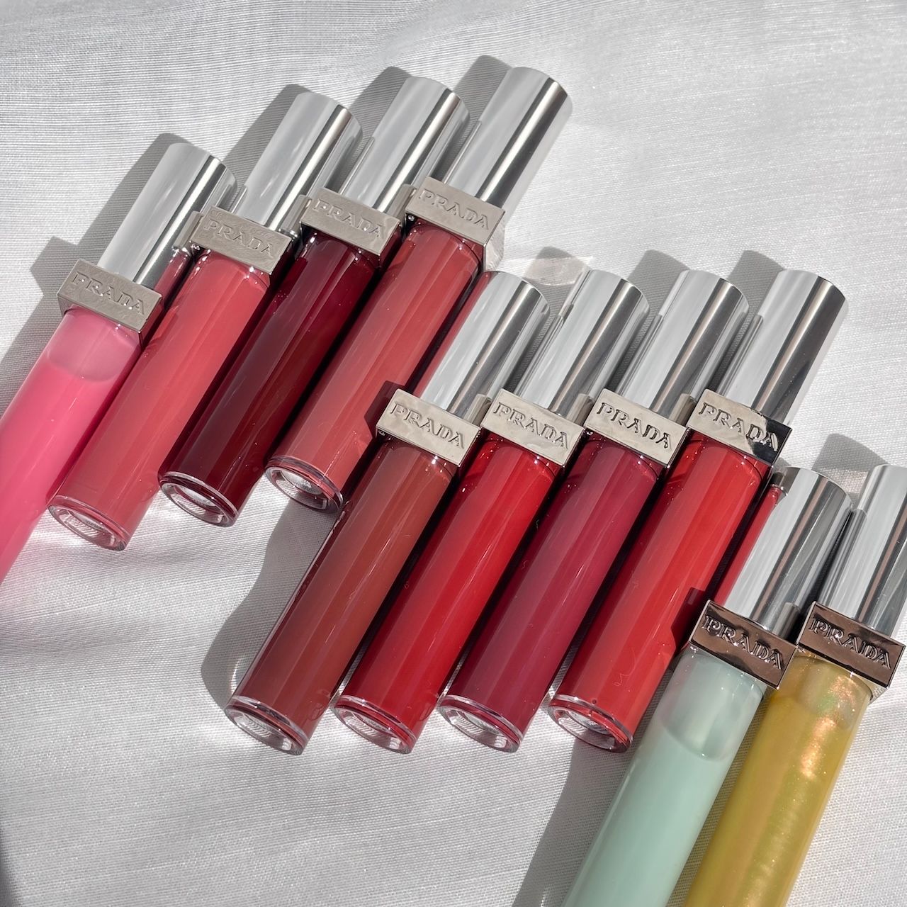 プラダ リフレクション リキッド バーム グロス 全10色 ￥5940