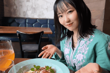 東山奈央がレーベルの友人とランチ🍓