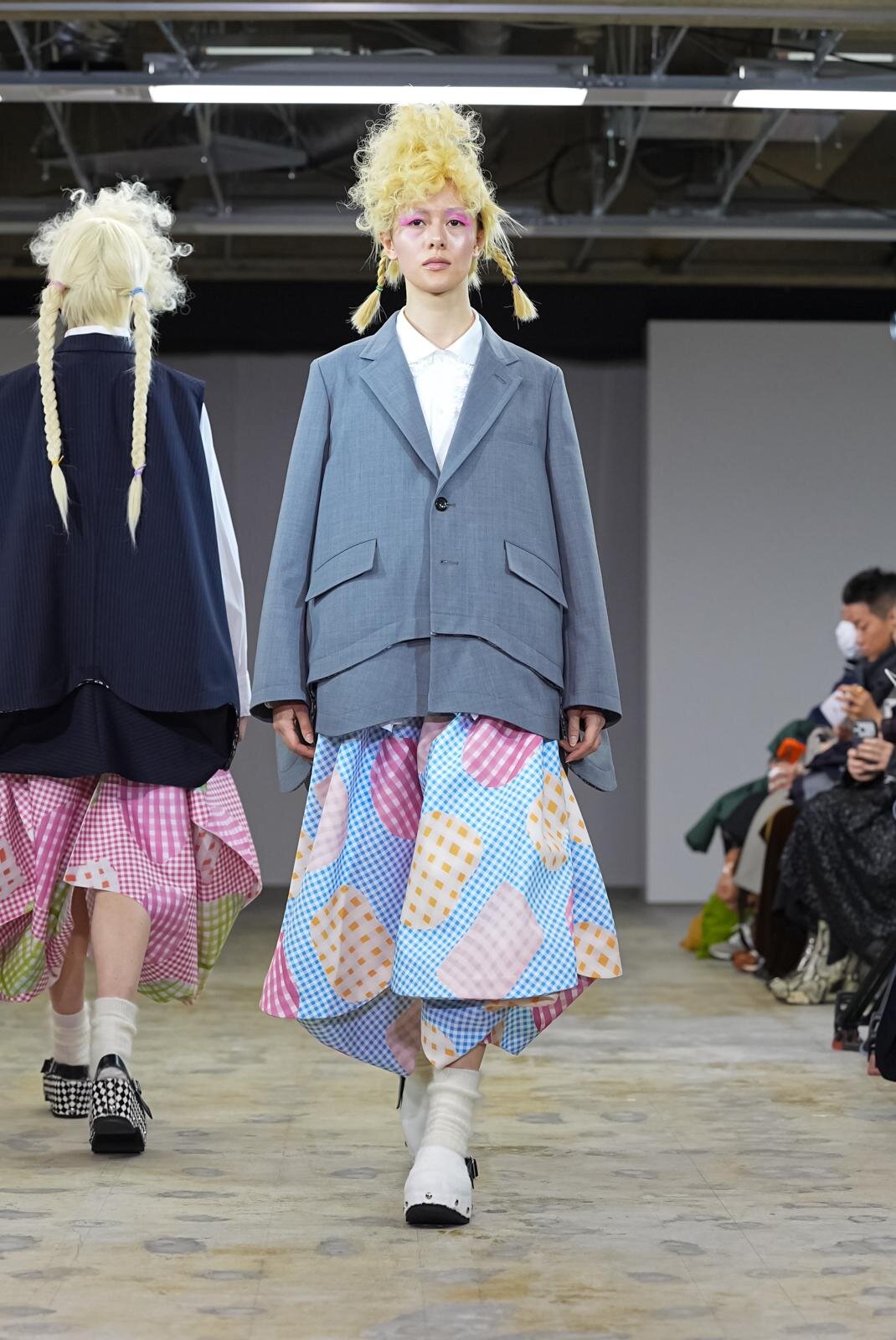 タオ 2026-27年秋冬ウィメンズコレクション、「丸」から生み出す服 | 写真