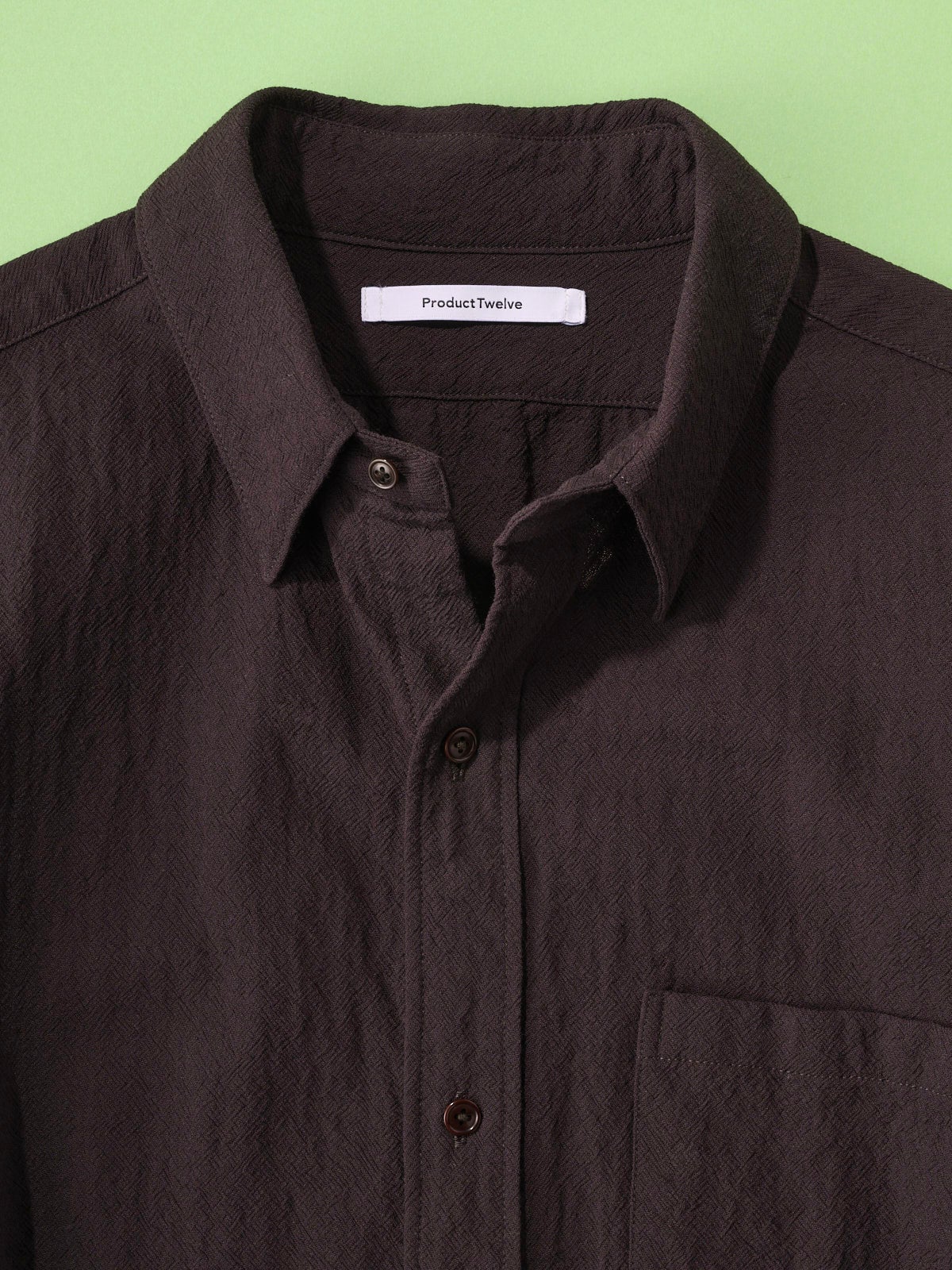 オシャレな人が買ってよかった「プロダクト トゥエルブ」のシャツ Techno Wool ／Namonaki Shirtの襟元