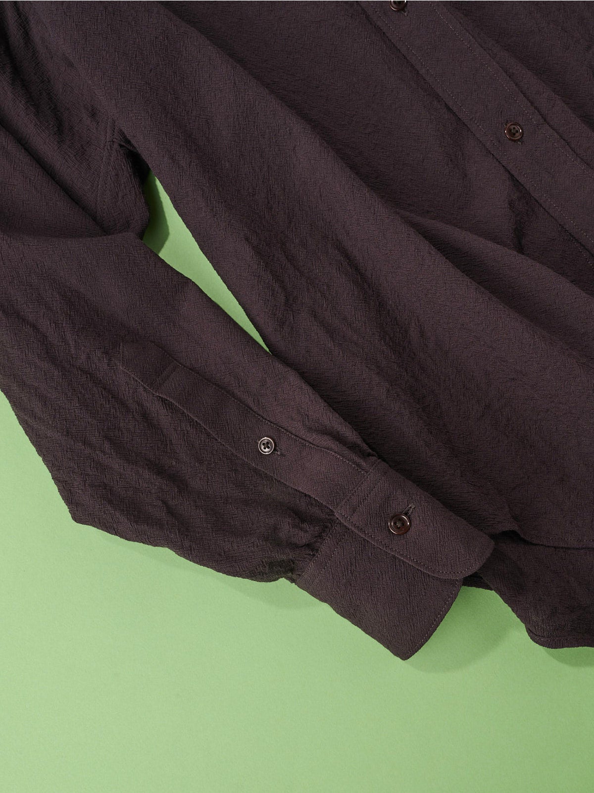 オシャレな人が買ってよかった「プロダクト トゥエルブ」のシャツ Techno Wool ／Namonaki Shirtの袖