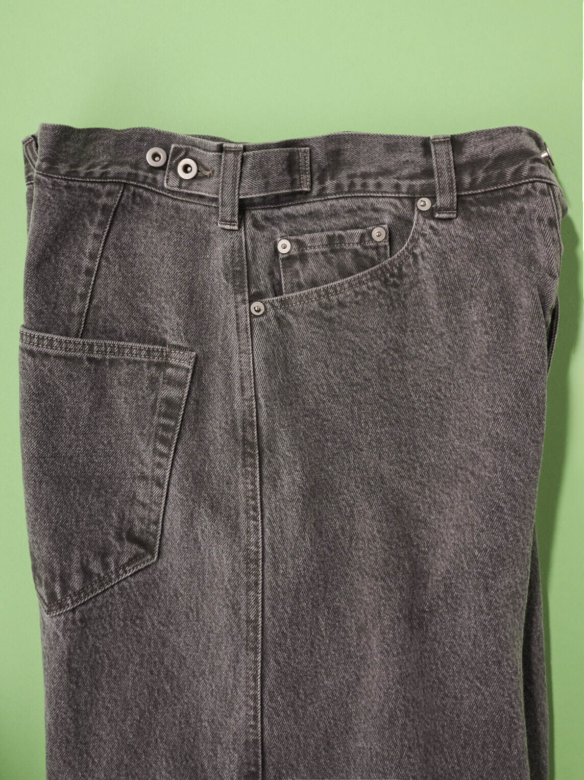 オシャレな人が買ってよかった「プロダクト トゥエルブ」のパンツ ／City Work Trousersのサイドライン