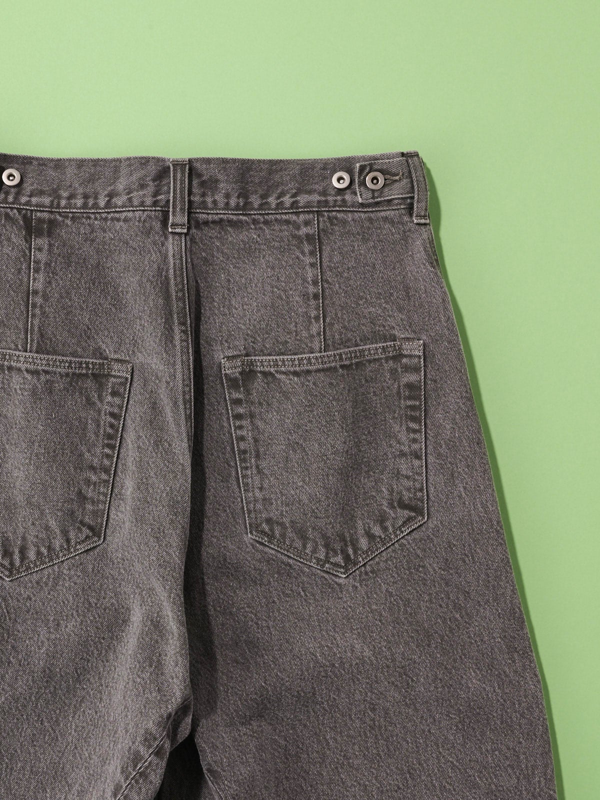 オシャレな人が買ってよかった「プロダクト トゥエルブ」のパンツ ／City Work Trousersのバックポケット