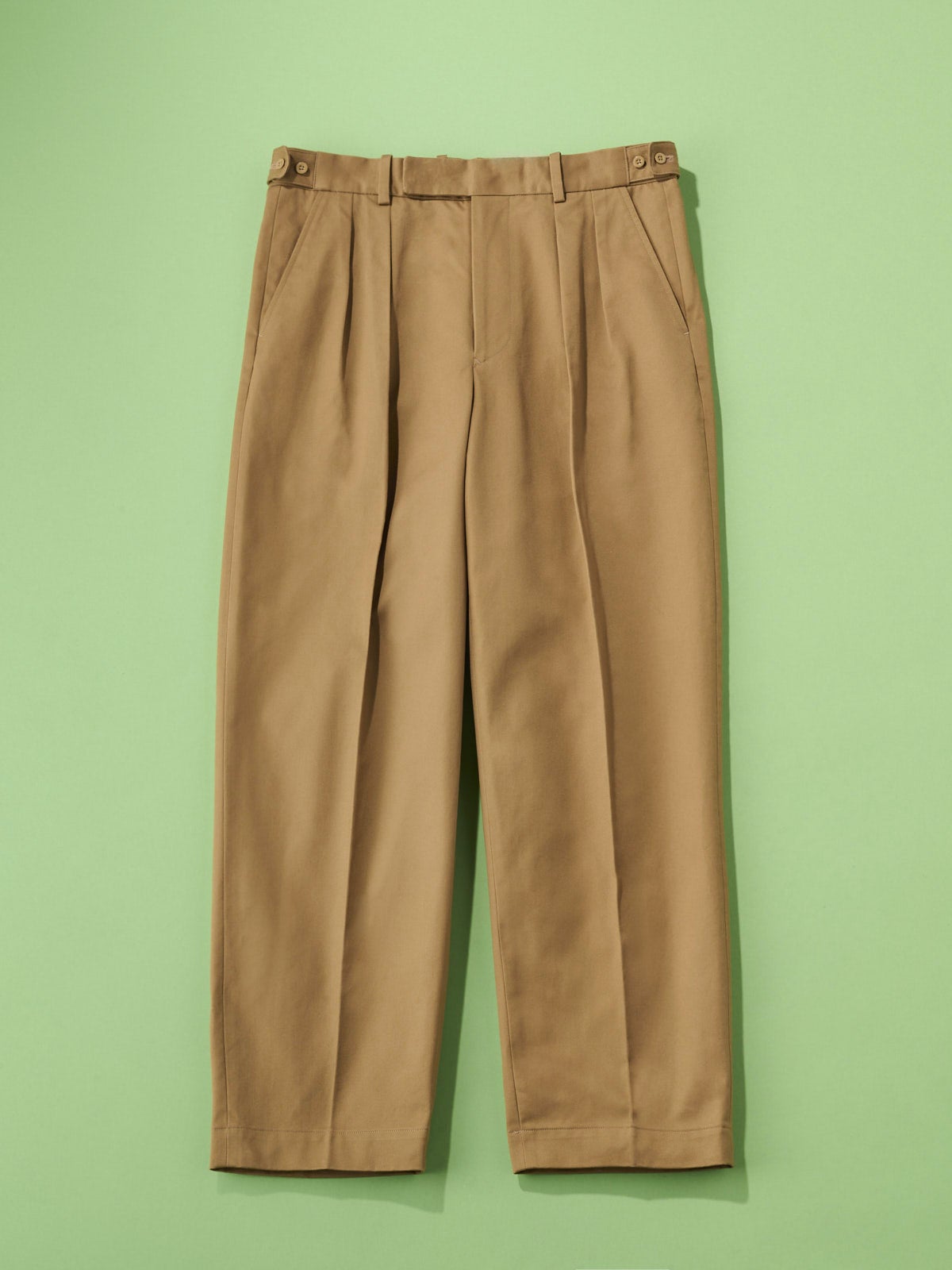 オシャレな人が買ってよかった「DAKS」×「Scye」のコラボパンツ／DAKS TOP Trousers Chin