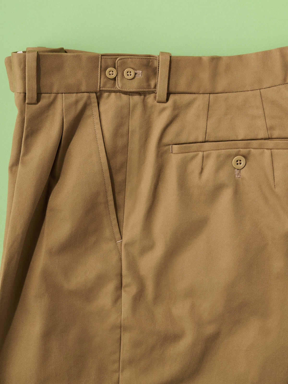 オシャレな人が買ってよかった「DAKS」×「Scye」のコラボパンツ／DAKS TOP Trousers Chinのポケット