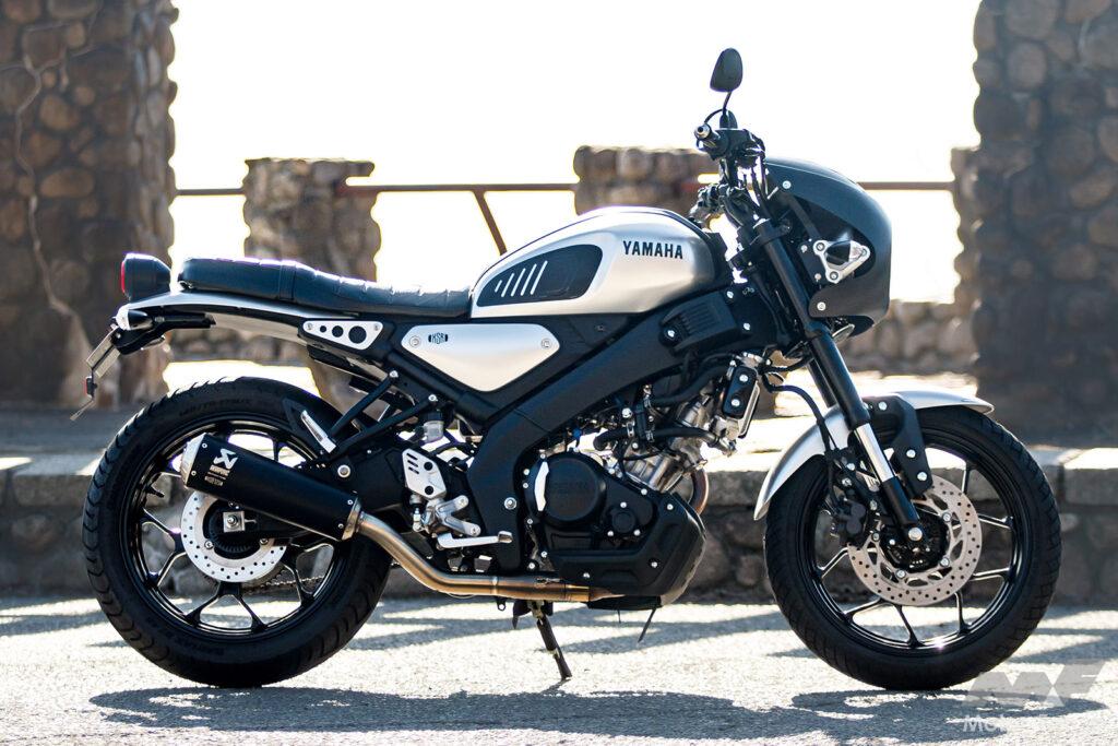 BIKES美人図鑑 岩田亜矢那 Ayana Iwata YAMAHA XSR125