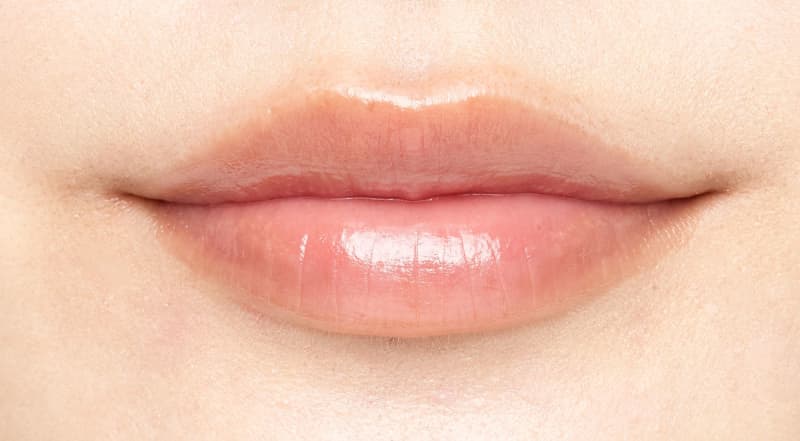 グラッシーバーム　BE01 ナッツベージュ