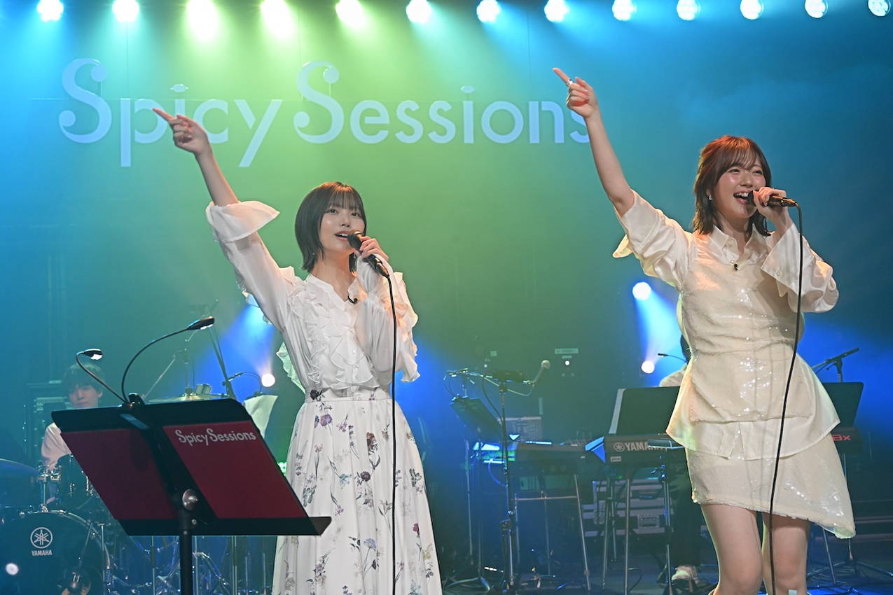 中西アルノ、鈴木愛理「NO.1」を披露