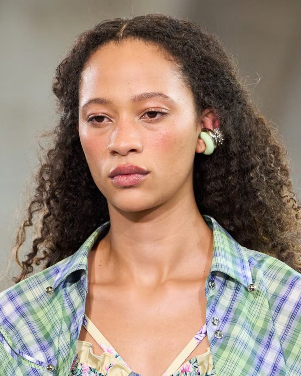 2026年　春メイクアップトレンド