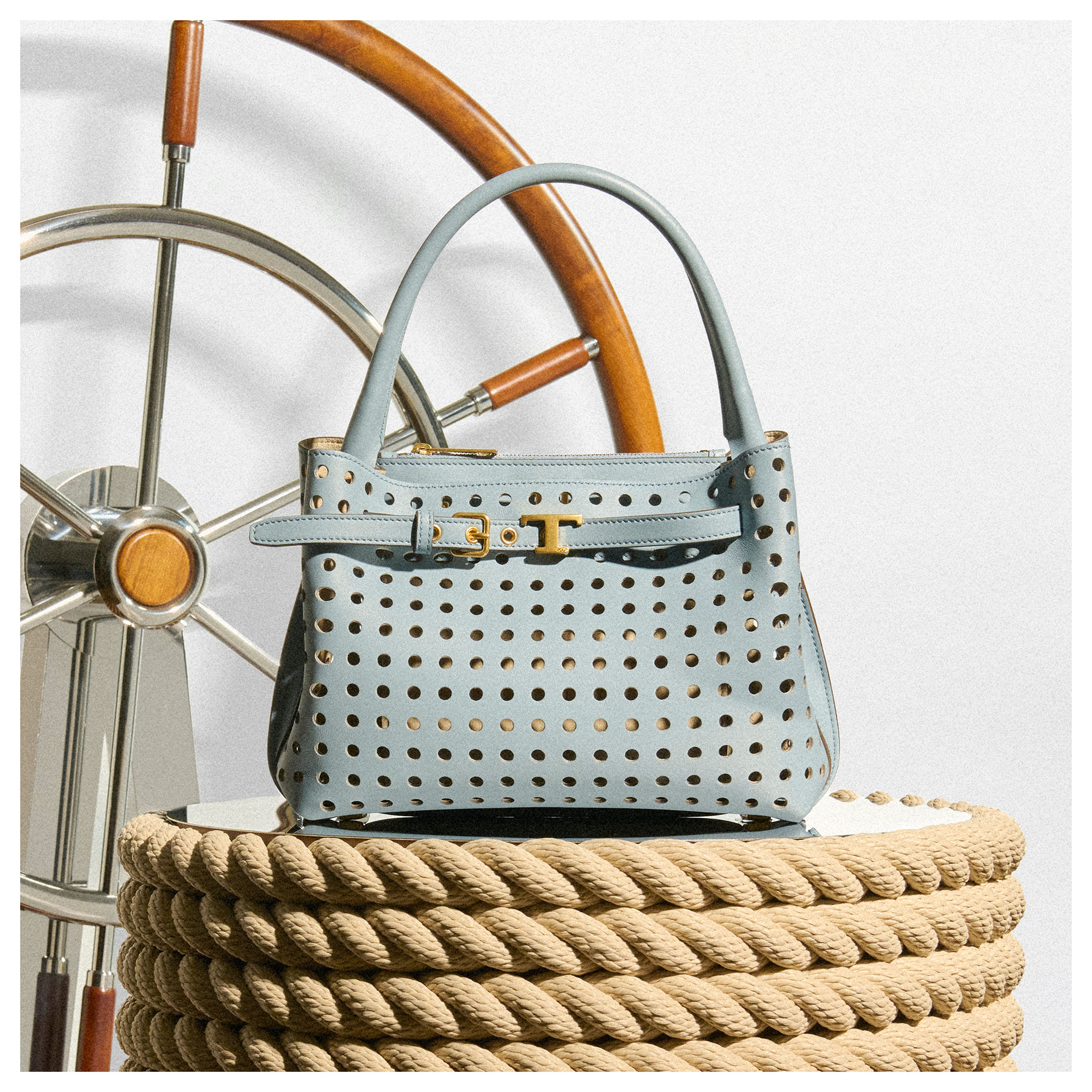 トッズのポップアップにて販売の日本限定カラー・先行発売アイテム