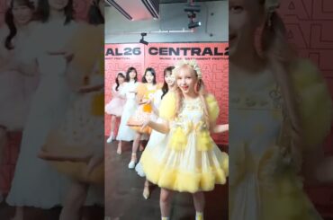 乃木坂46の #池田瑛紗 さん #五百城茉央 さんとはちゃめちゃダンス💫ありがとうございました🫶🏻🪽#乃木坂46 さん#FRUITSZIPPER #ふるっぱー