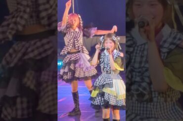 シガコレ行ったら右に左に走る推し見た #アイナスター #shorts     #アイドル #ライブ #GANGPARADE #ギャンパレ #KiSSKiSS  #こっち見てあいなちゃん