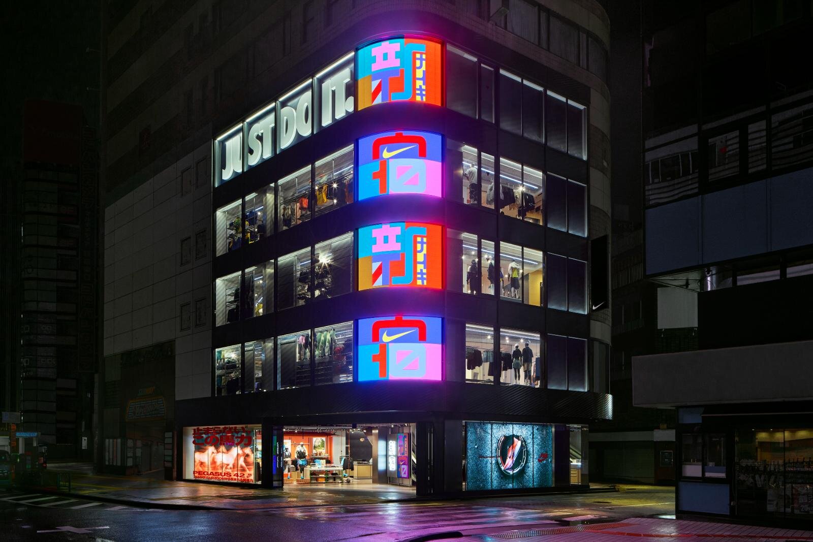 「ナイキ 新宿」ACGアイテムを常設、限定グッズ&Tシャツカスタマイズも – ファッションプレス 「ナイキ 新宿」ACGアイテムを常設、限定グッズ&Tシャツカスタマイズも - ファッションプレス