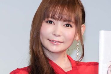 中川翔子、夫＆0歳息子2人との入園式ショットに「カッコいい」「旦那さんとの…」「宇宙一可愛いお母さん」と大反響