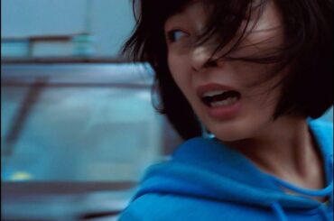 森七菜演じる樹理恵、カルト宗教団体から逃げ出し“トー横”に救いを求める　映画『炎上』本編映像